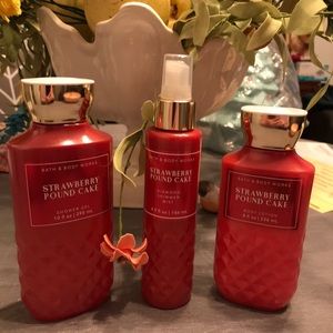 Bath And Body Works STRAWBERRY POUND CAKE Set